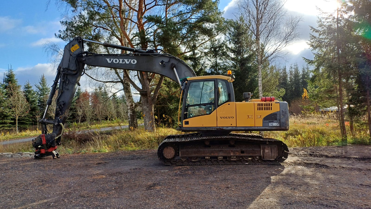 VOLVO EC180CL - Excavadora de cadenas: foto 2 VOLVO EC180CL - Excavadora de cadenas: foto 2