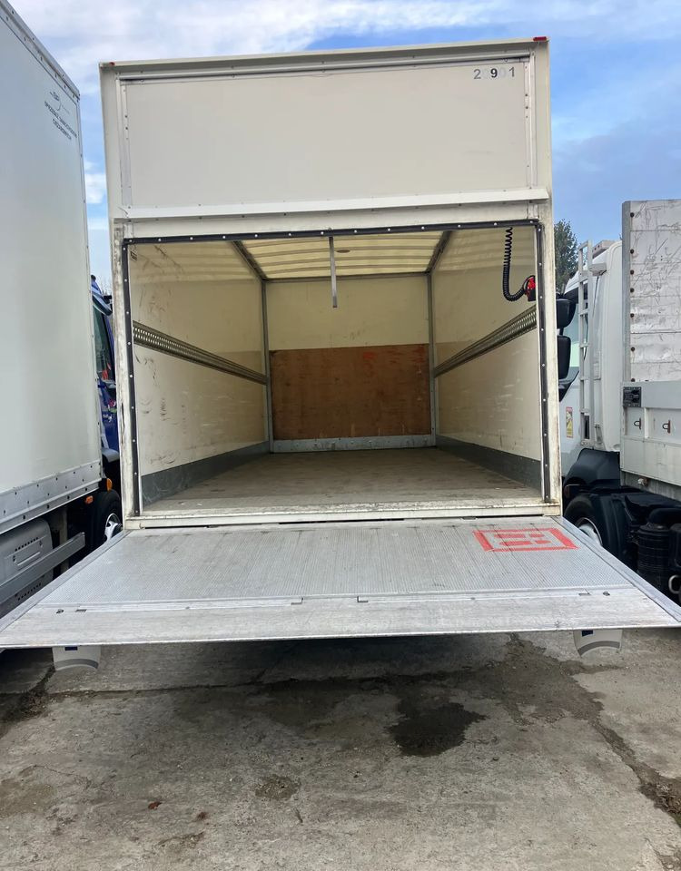 Iveco Iveco Daily 70C18 kurierka kontener 13 palet - Camión caja cerrada: foto 5 Iveco Iveco Daily 70C18 kurierka kontener 13 palet - Camión caja cerrada: foto 5