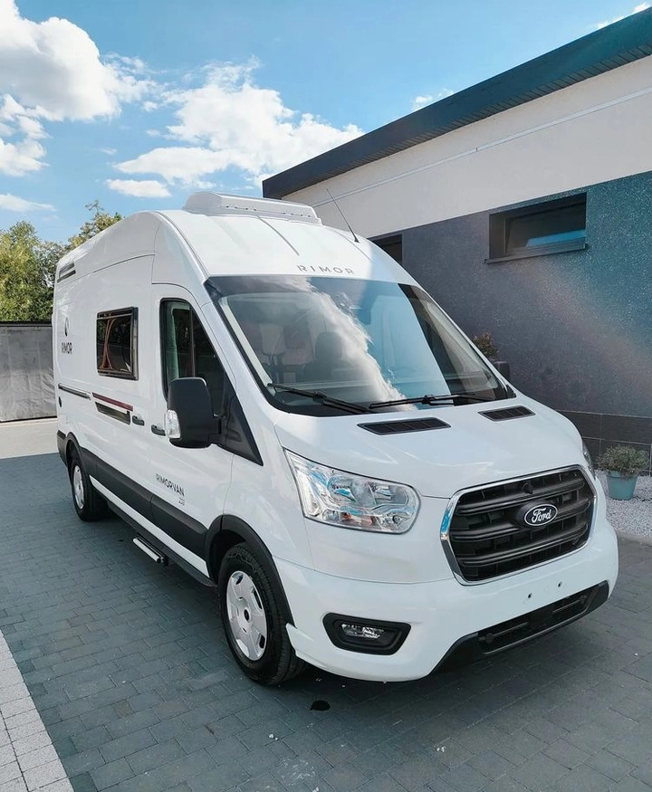 FORD Rimor NEW Ford Van 238 Truma Diesel Roller Shutters Remis AUTOMAT - Cámper: foto 1 FORD Rimor NEW Ford Van 238 Truma Diesel Roller Shutters Remis AUTOMAT - Cámper: foto 1