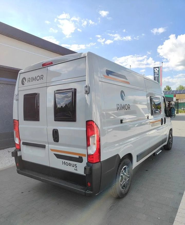 Fiat Ducato Rimor Horus 45 NEW AUTOMAT Grau Truma Diesel Lampen FULL LED 4-Sitzer - Cámper: foto 5 Fiat Ducato Rimor Horus 45 NEW AUTOMAT Grau Truma Diesel Lampen FULL LED 4-Sitzer - Cámper: foto 5
