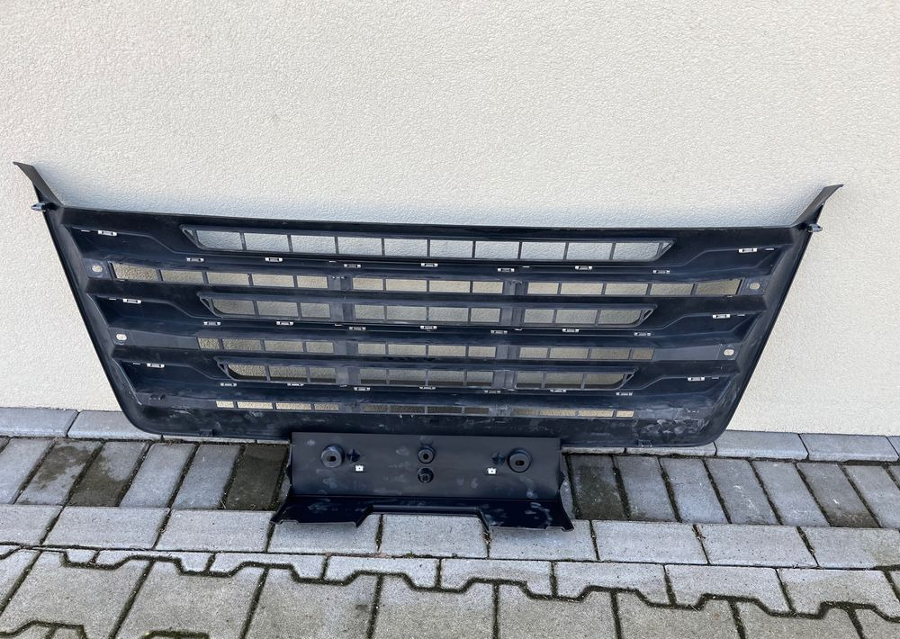 Grill MAN TG3 TGX nowy model chrom atrapa gril - Parrilla para Camión: foto 2 Grill MAN TG3 TGX nowy model chrom atrapa gril - Parrilla para Camión: foto 2