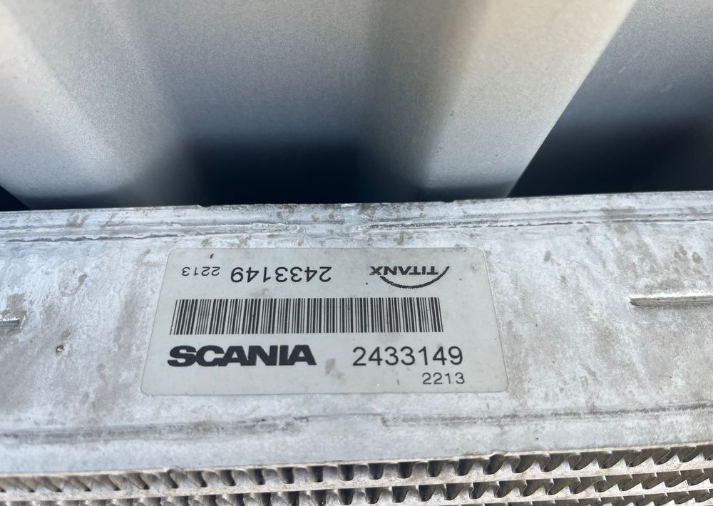 Intercooler Scania R NGR chłodnica powietrza 2433149 - Sistema de refrigeración para Camión: foto 3 Intercooler Scania R NGR chłodnica powietrza 2433149 - Sistema de refrigeración para Camión: foto 3