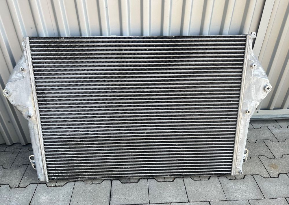 Intercooler Scania R NGR chłodnica powietrza 2433149 - Sistema de refrigeración para Camión: foto 1 Intercooler Scania R NGR chłodnica powietrza 2433149 - Sistema de refrigeración para Camión: foto 1