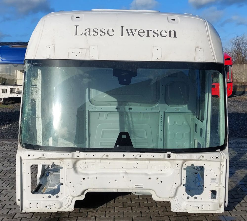 KABINA RENAULT GAMA T WYSOKA 2023R - Cabina para Camión: foto 1 KABINA RENAULT GAMA T WYSOKA 2023R - Cabina para Camión: foto 1