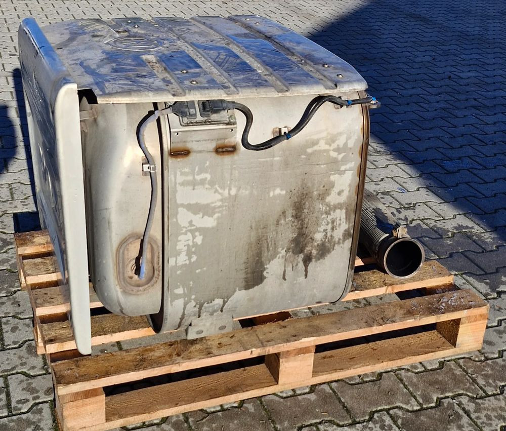 MAN TG3 TGX TGS KATALIZATOR TŁUMIK 81.151036182 81.151030164 - Convertidor catalítico: foto 4 MAN TG3 TGX TGS KATALIZATOR TŁUMIK 81.151036182 81.151030164 - Convertidor catalítico: foto 4