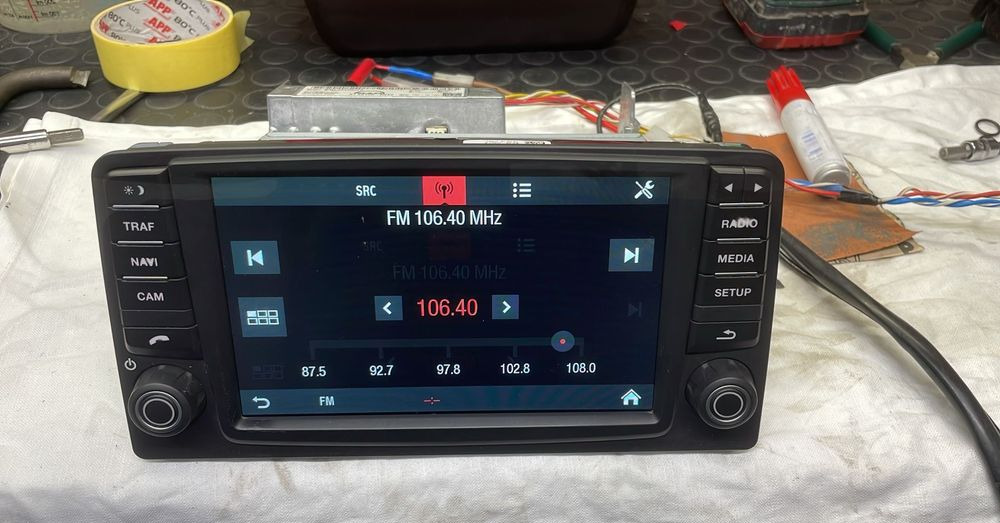 Radio nawigacja MAN TGX TGS euro 6 lift 81.28100-6043 - Cabina e interior para Camión: foto 2 Radio nawigacja MAN TGX TGS euro 6 lift 81.28100-6043 - Cabina e interior para Camión: foto 2
