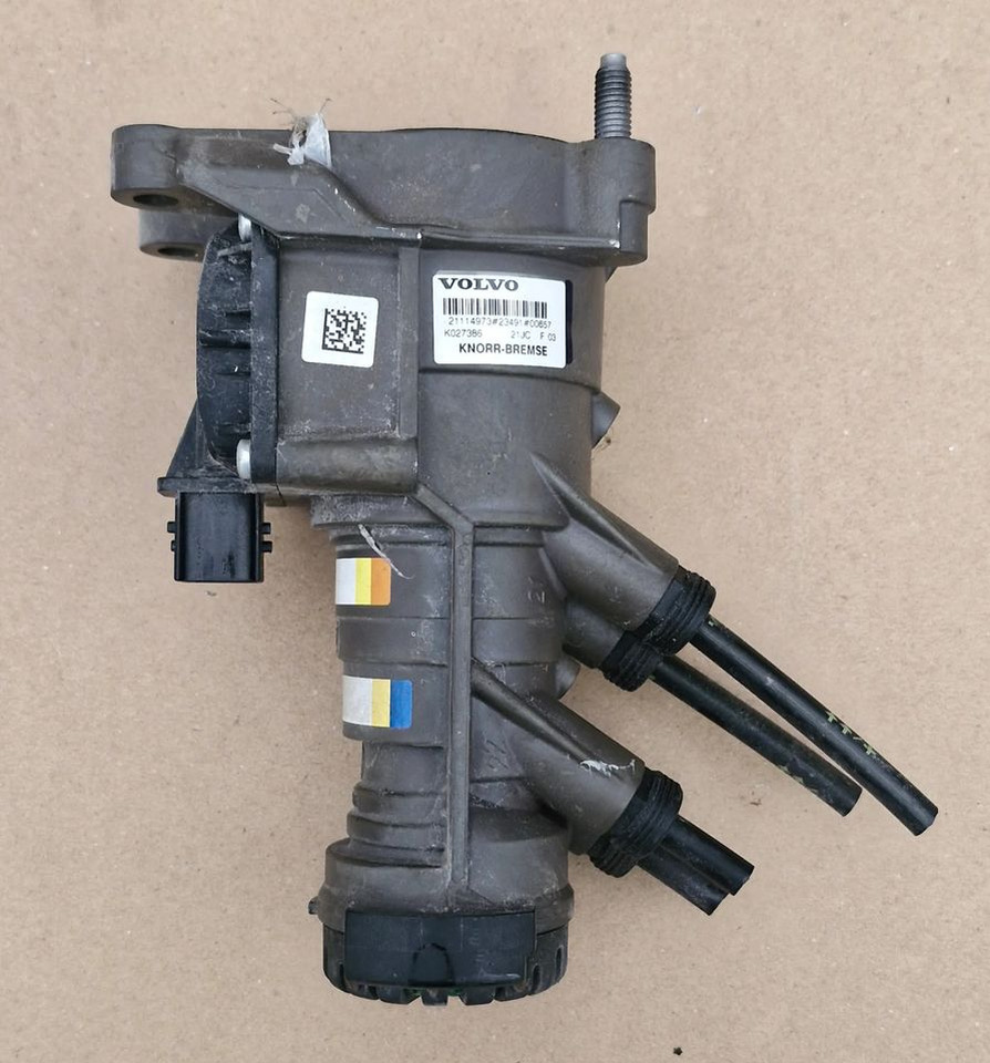 VOLVO FH4 FH5 FM5 ZAWÓR HAMULCA GŁÓWNEGO 21114973 K027386 - Piezas de freno: foto 1 VOLVO FH4 FH5 FM5 ZAWÓR HAMULCA GŁÓWNEGO 21114973 K027386 - Piezas de freno: foto 1