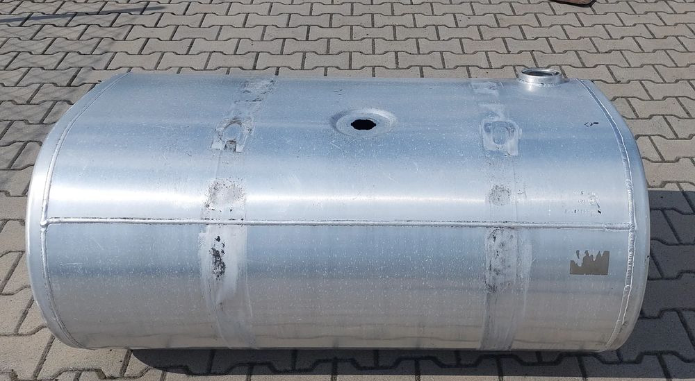 ZBIORNIK PALIWA VOLVO RENAULT 110CM - Depósito de combustible para Camión: foto 4 ZBIORNIK PALIWA VOLVO RENAULT 110CM - Depósito de combustible para Camión: foto 4