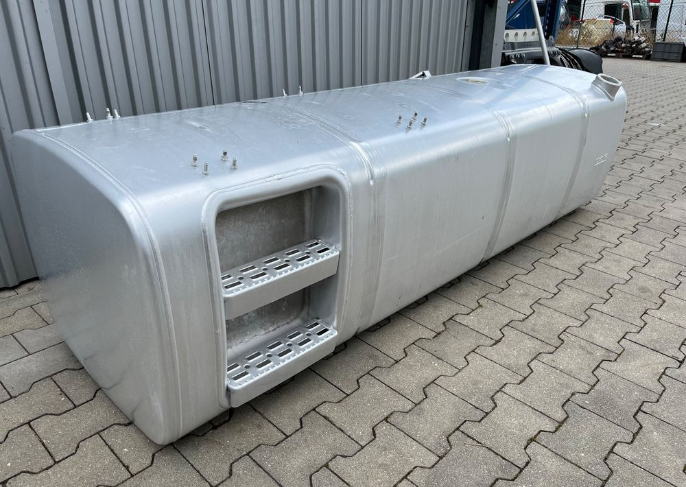 Zbiornik paliwa DAF XF CF 845 litrów bak - Depósito de combustible para Camión: foto 2 Zbiornik paliwa DAF XF CF 845 litrów bak - Depósito de combustible para Camión: foto 2