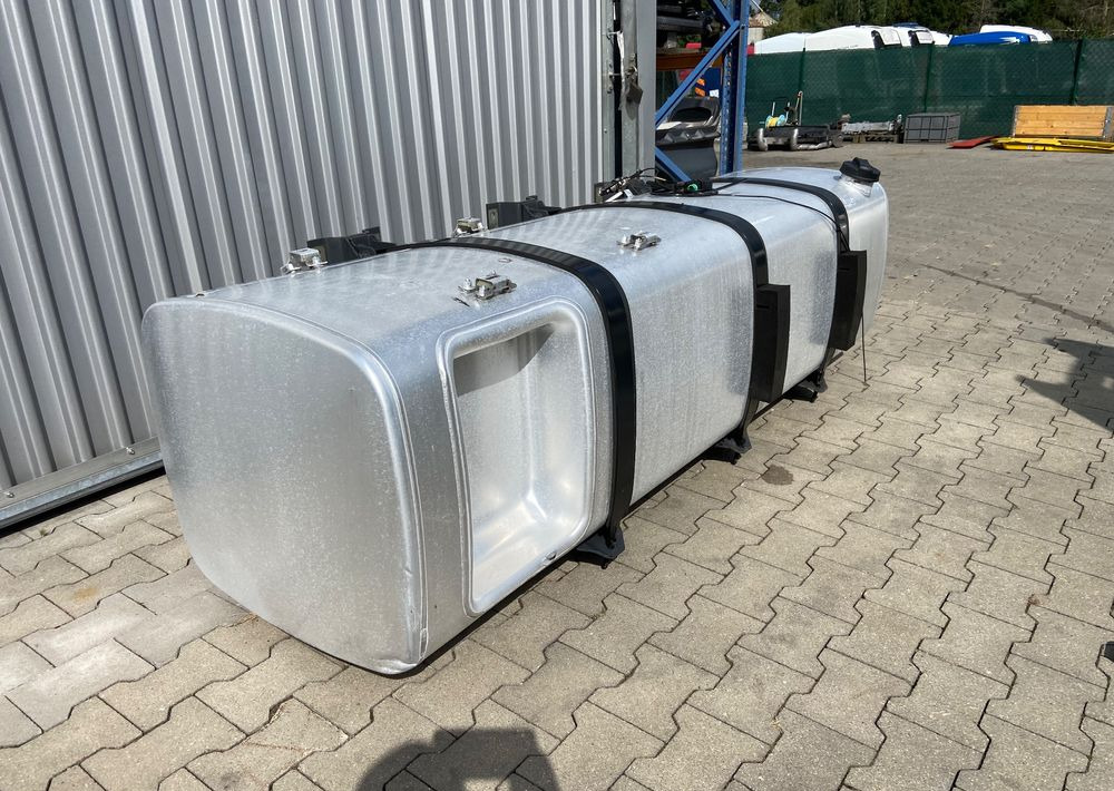 Zbiornik paliwa DAF XF CF 845 litrów bak kompletny - Depósito de combustible para Camión: foto 3 Zbiornik paliwa DAF XF CF 845 litrów bak kompletny - Depósito de combustible para Camión: foto 3