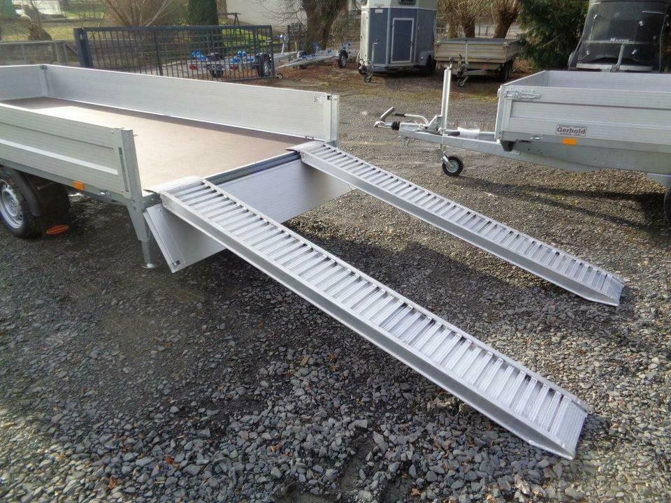 Böckmann PKW-Anhänger, 2,7to. Hochlader, Auffahrrampen, 100 km/h - Remolque plataforma/ Caja abierta: foto 4 Böckmann PKW-Anhänger, 2,7to. Hochlader, Auffahrrampen, 100 km/h - Remolque plataforma/ Caja abierta: foto 4