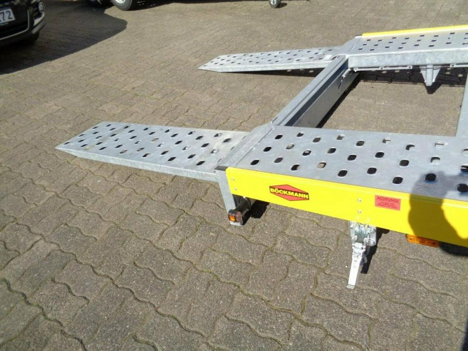 Remolque portavehículos Böckmann PKW-Anhänger, Autotransporter, 3,0to. kippbar, 100 km/h: foto 15 Remolque portavehículos Böckmann PKW-Anhänger, Autotransporter, 3,0to. kippbar, 100 km/h: foto 15