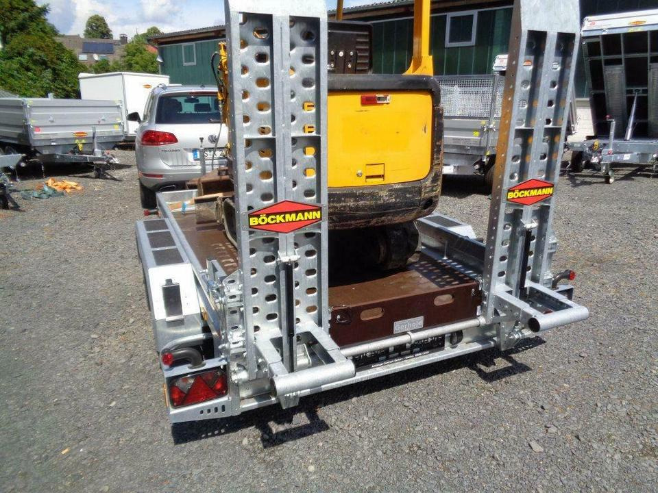 Remolque porta maquinaria Böckmann, PKW-Anhänger, Baumaschinentransporter, 3,5 to. 100 km/h: foto 17 Remolque porta maquinaria Böckmann, PKW-Anhänger, Baumaschinentransporter, 3,5 to. 100 km/h: foto 17