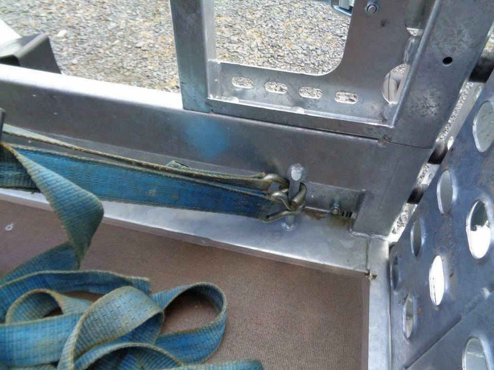 Remolque porta maquinaria Böckmann, PKW-Anhänger, Baumaschinentransporter, 3,5 to. 100 km/h: foto 6 Remolque porta maquinaria Böckmann, PKW-Anhänger, Baumaschinentransporter, 3,5 to. 100 km/h: foto 6