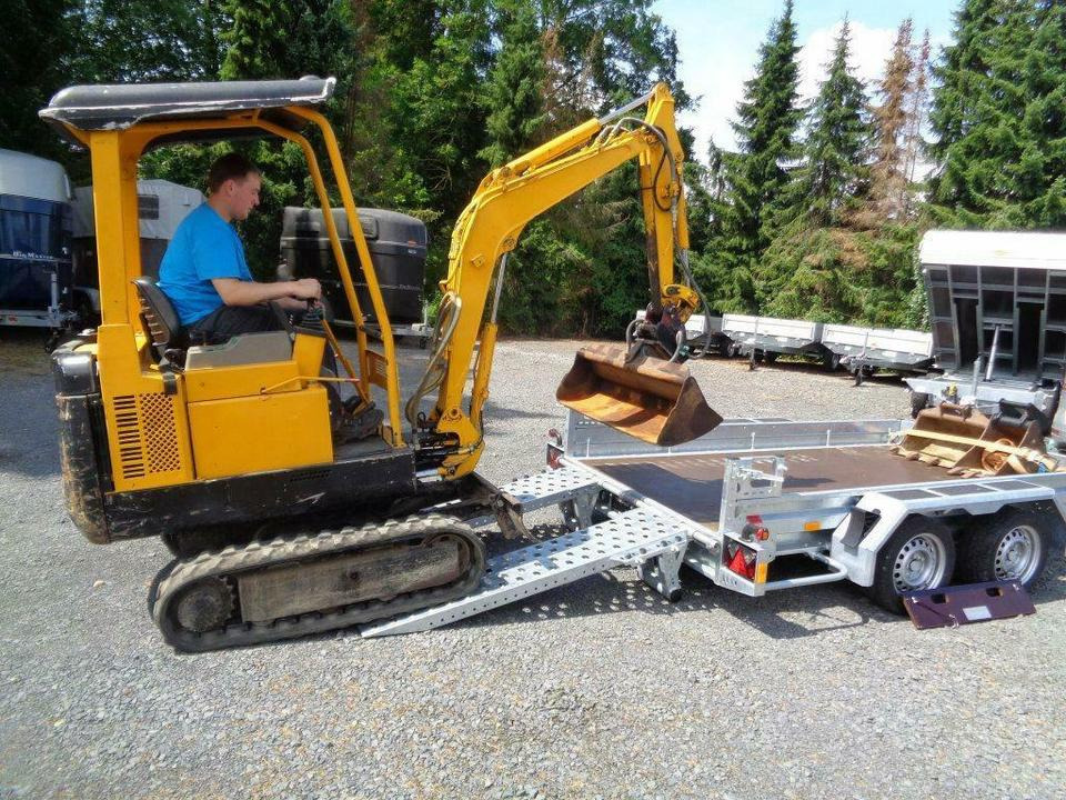 Remolque porta maquinaria Böckmann, PKW-Anhänger, Baumaschinentransporter, 3,5 to. 100 km/h: foto 11 Remolque porta maquinaria Böckmann, PKW-Anhänger, Baumaschinentransporter, 3,5 to. 100 km/h: foto 11