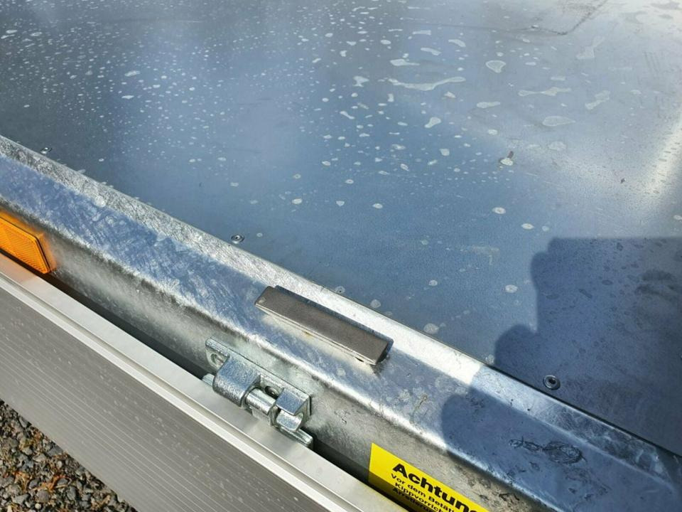 Remolque volquete Böckmann PKW-Anhänger Dreiseitenkipper 3,5t DK-AL 4121/35 P T: foto 16 Remolque volquete Böckmann PKW-Anhänger Dreiseitenkipper 3,5t DK-AL 4121/35 P T: foto 16