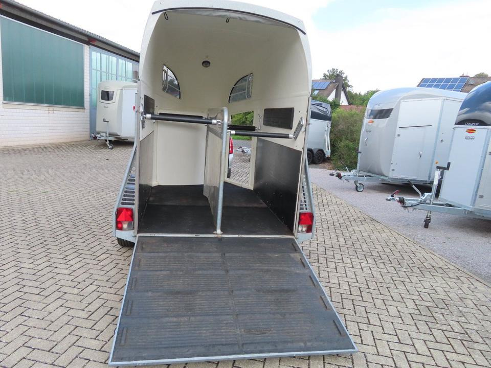 Remolque para caballos Böckmann, Pferdeanhänger, Comfort, CFF,Aluboden, SaKa, 100 km/h: foto 11 Remolque para caballos Böckmann, Pferdeanhänger, Comfort, CFF,Aluboden, SaKa, 100 km/h: foto 11