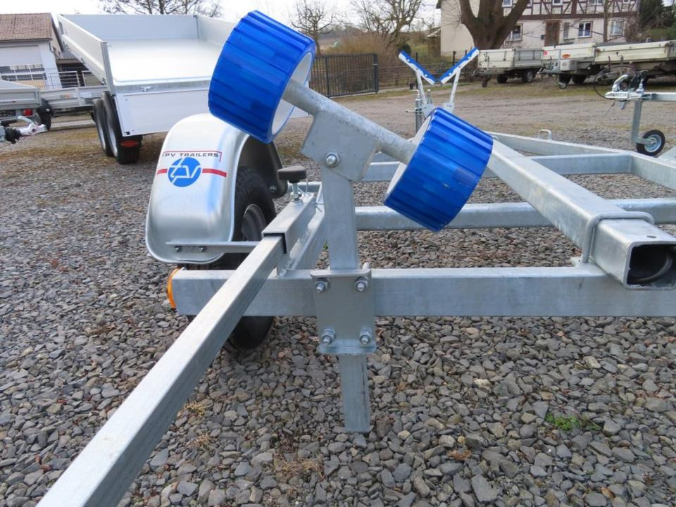 Böckmann, TPV-Bootstrailer, 550 - Remolque para barco: foto 2 Böckmann, TPV-Bootstrailer, 550 - Remolque para barco: foto 2