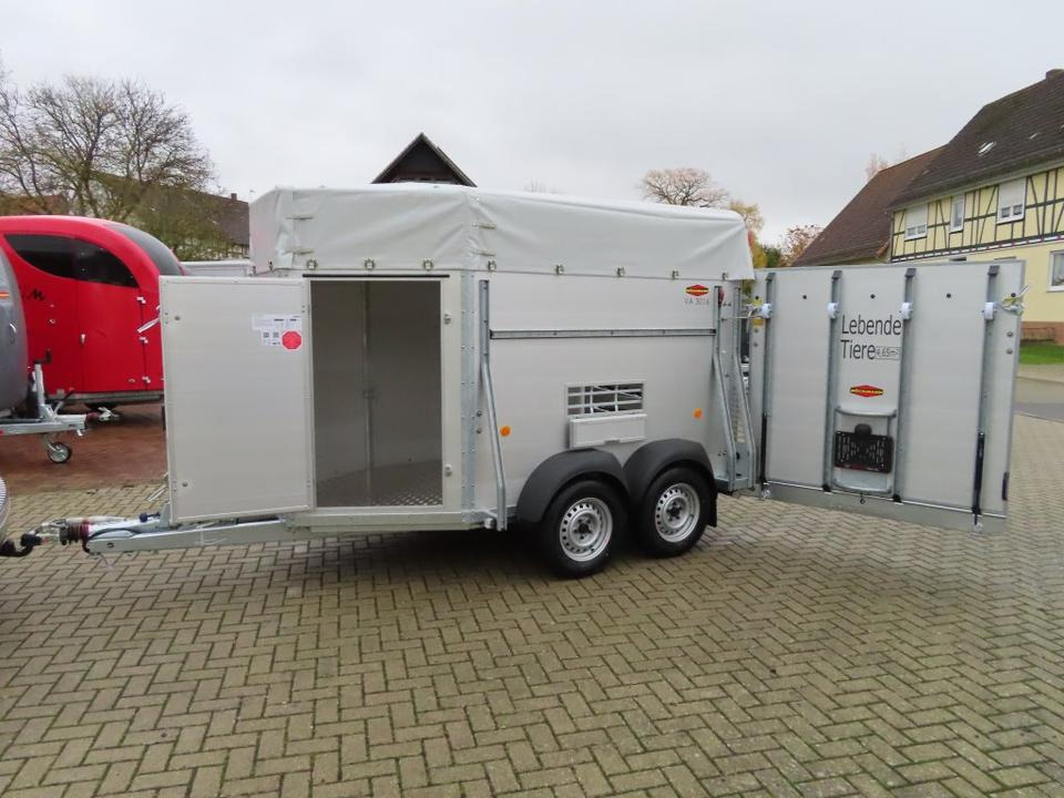 Böckmann Viehanhänger, 2,4 to. Tür/Rampekombi, Humbaur, Fendt - Remolque transporte de ganado: foto 5 Böckmann Viehanhänger, 2,4 to. Tür/Rampekombi, Humbaur, Fendt - Remolque transporte de ganado: foto 5