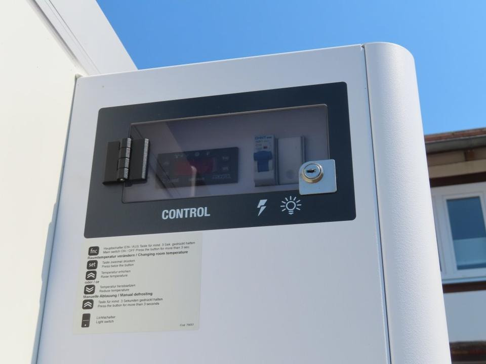 PKW Anhänger, Böckmann, Kühlkoffer,2,7 to. sofort - Remolque frigorífico: foto 4 PKW Anhänger, Böckmann, Kühlkoffer,2,7 to. sofort - Remolque frigorífico: foto 4