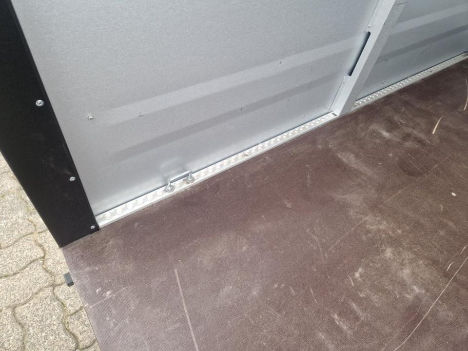 Remolque de coche PKW-Anhänger Kofferanhänger TPV KT-EB 2 VS 100km/h: foto 6 Remolque de coche PKW-Anhänger Kofferanhänger TPV KT-EB 2 VS 100km/h: foto 6