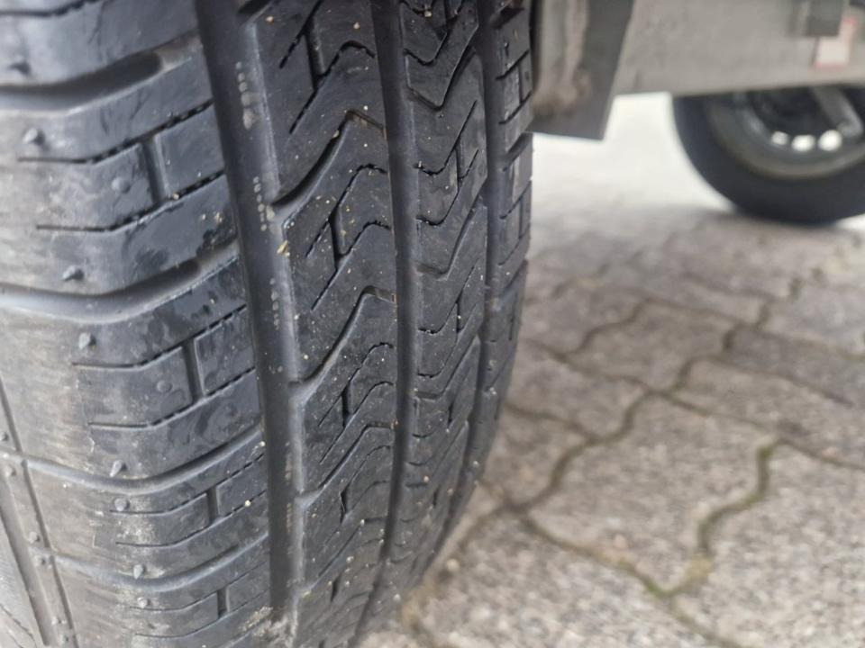 Remolque de coche PKW-Anhänger Kofferanhänger TPV KT-EB 2 VS 100km/h: foto 12 Remolque de coche PKW-Anhänger Kofferanhänger TPV KT-EB 2 VS 100km/h: foto 12