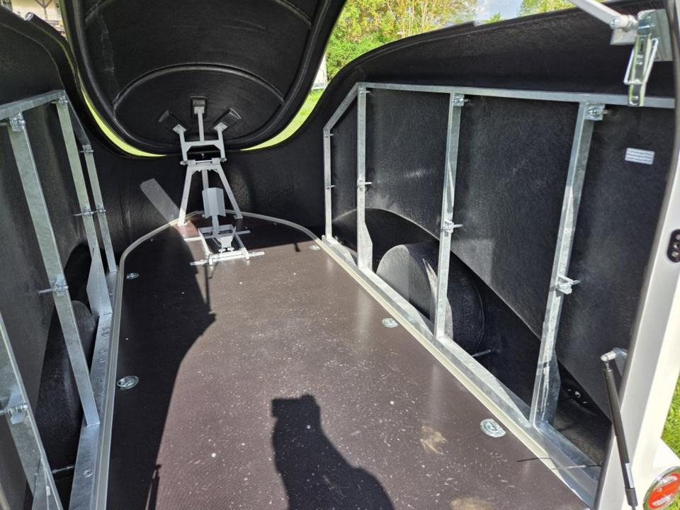 Leasing de PKW Anhänger Motorrad Geschlossen Kofferanhänger 1000kg 100km/h PKW Anhänger Motorrad Geschlossen Kofferanhänger 1000kg 100km/h: foto 9 Leasing de PKW Anhänger Motorrad Geschlossen Kofferanhänger 1000kg 100km/h PKW Anhänger Motorrad Geschlossen Kofferanhänger 1000kg 100km/h: foto 9