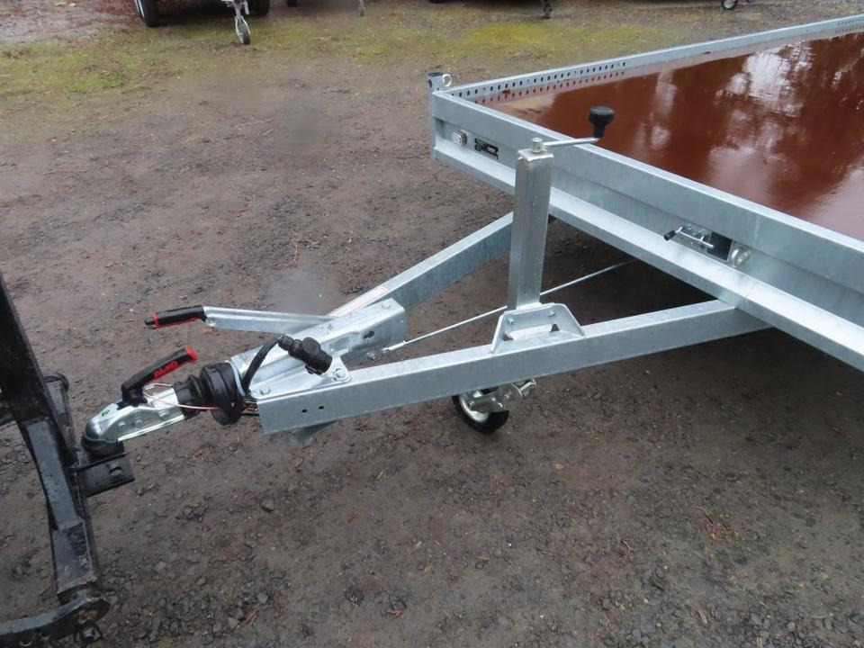 PKW Anhänger, Universal-Autotransporter, 2,7 to. - Remolque portavehículos: foto 4 PKW Anhänger, Universal-Autotransporter, 2,7 to. - Remolque portavehículos: foto 4