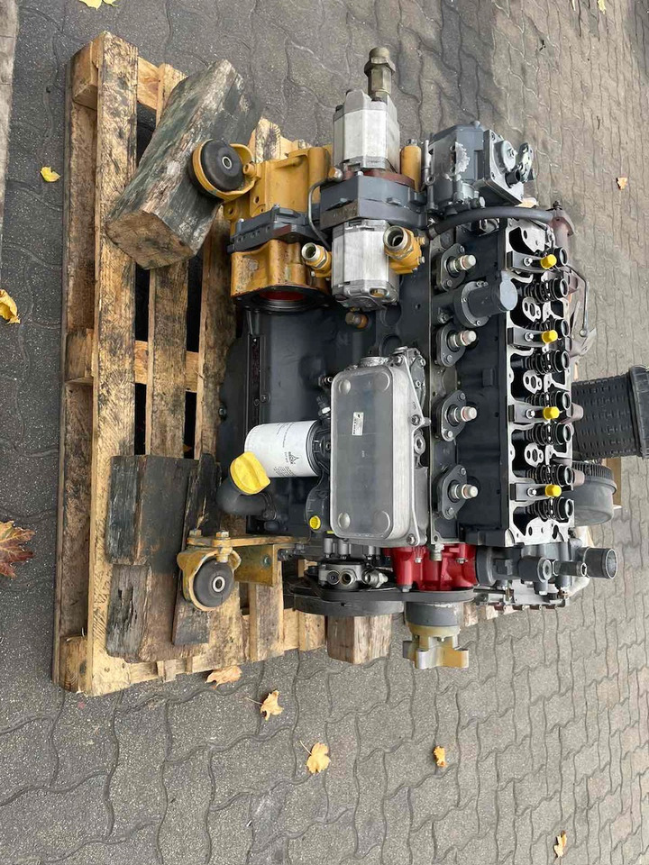 DEUTZ BF4M2012 Serial: 21039937 Fully renovated engine!!! - Motor para Maquinaria de construcción: foto 3 DEUTZ BF4M2012 Serial: 21039937 Fully renovated engine!!! - Motor para Maquinaria de construcción: foto 3