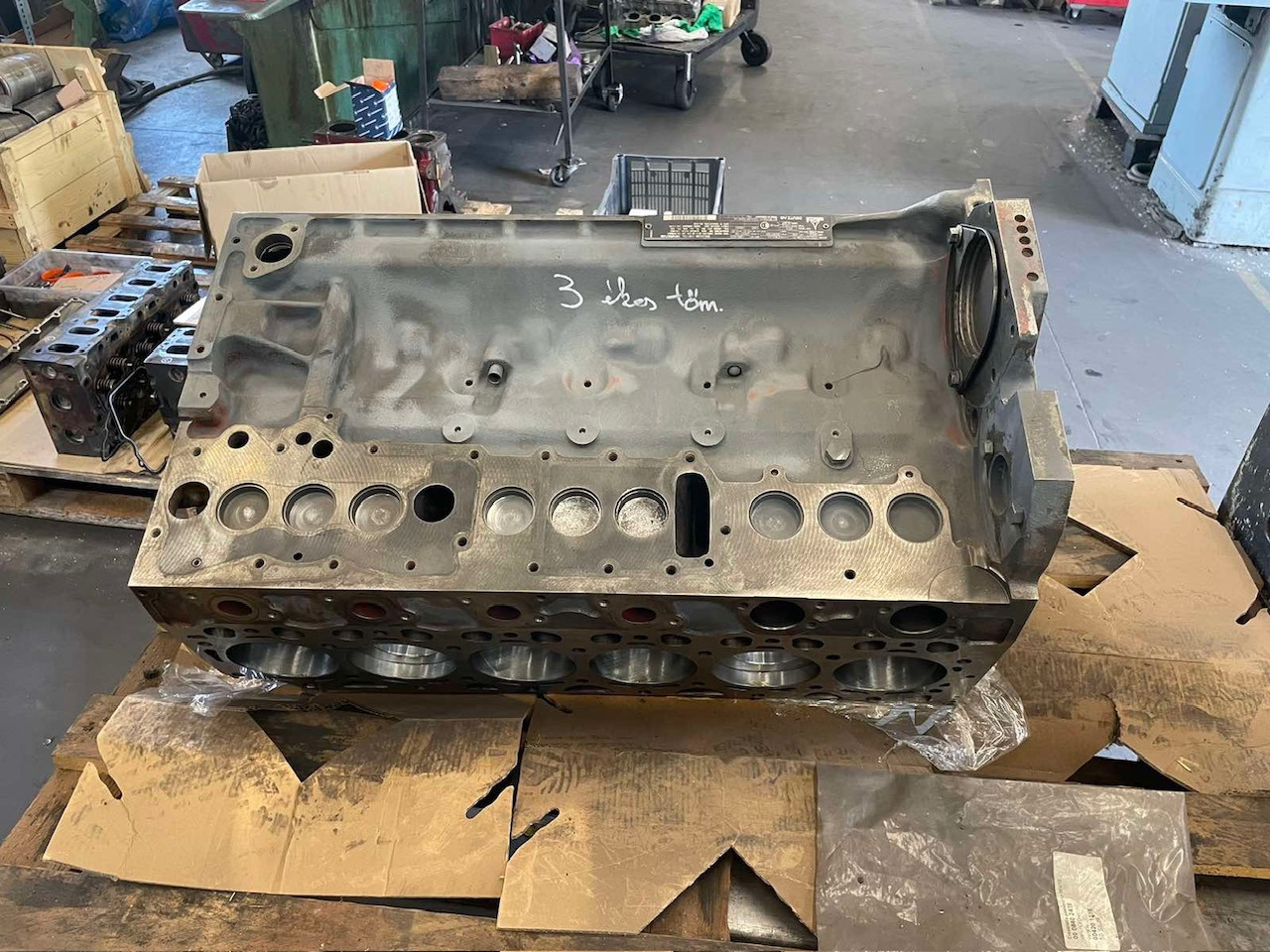 Deutz TCD 2012 L06 2V remanufactured short engine - Motor para Maquinaria industrial: foto 1 Deutz TCD 2012 L06 2V remanufactured short engine - Motor para Maquinaria industrial: foto 1