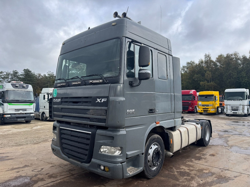 Cabeza tractora DAF 105 XF 460 Space Cab (MANUAL GEARBOX / BOITE MANUELLE): foto 1