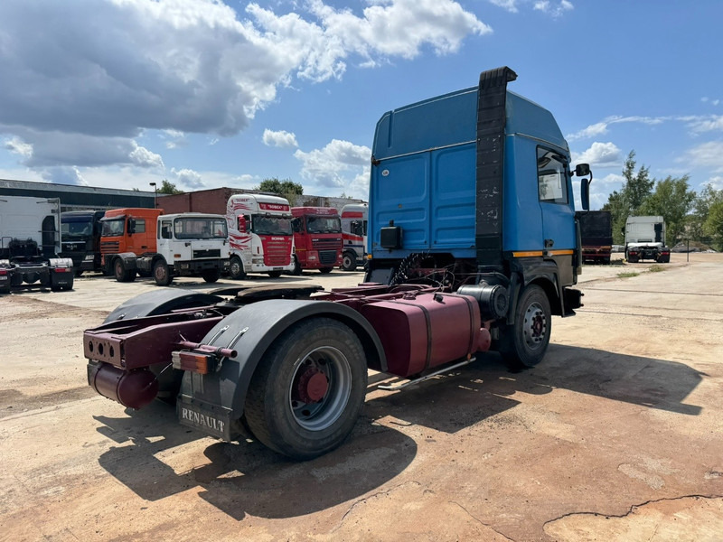 Renault R 340 Major (GRAND PONT / BOITE MANUELLE / POMPE MANUELLE) - Cabeza tractora: foto 5 Renault R 340 Major (GRAND PONT / BOITE MANUELLE / POMPE MANUELLE) - Cabeza tractora: foto 5