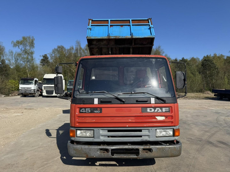 DAF 45 ATI 160 (FULL STEEL SUSPENSION / MANUAL PUMP / EURO 2) - Camión volquete: foto 2 DAF 45 ATI 160 (FULL STEEL SUSPENSION / MANUAL PUMP / EURO 2) - Camión volquete: foto 2