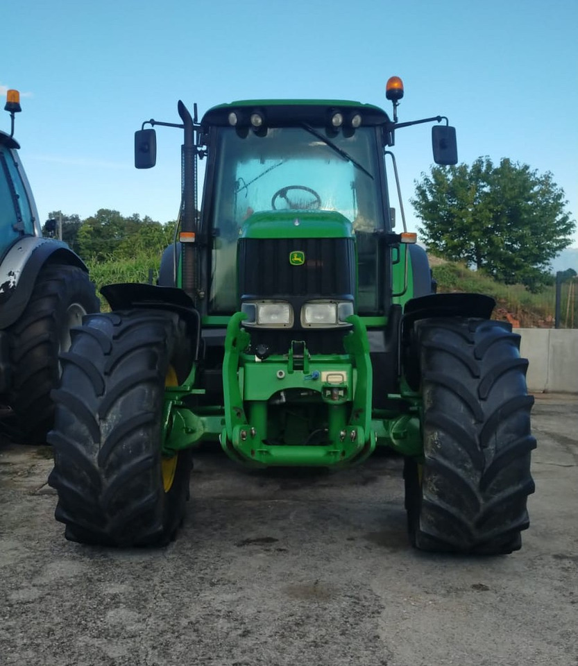 JOHN DEERE 6920 S - Tractor: foto 2 JOHN DEERE 6920 S - Tractor: foto 2