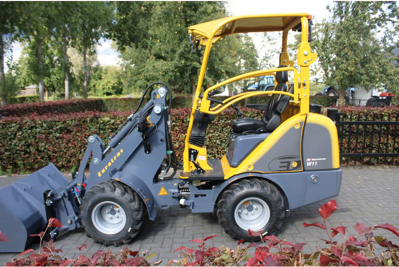 Minicargadora de cadenas Eurotrac w11 M OOK W12S OP VOORRAAD: foto 6