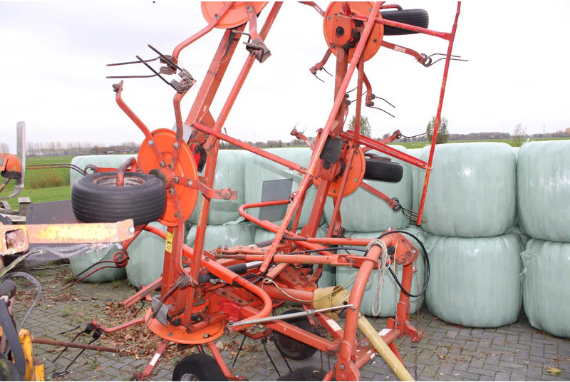 Fella 680 en diverse machines - Henificadora: foto 2 Fella 680 en diverse machines - Henificadora: foto 2