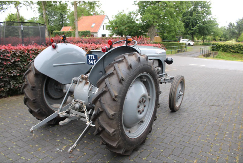 Ferguson TED - Tractor: foto 3 Ferguson TED - Tractor: foto 3