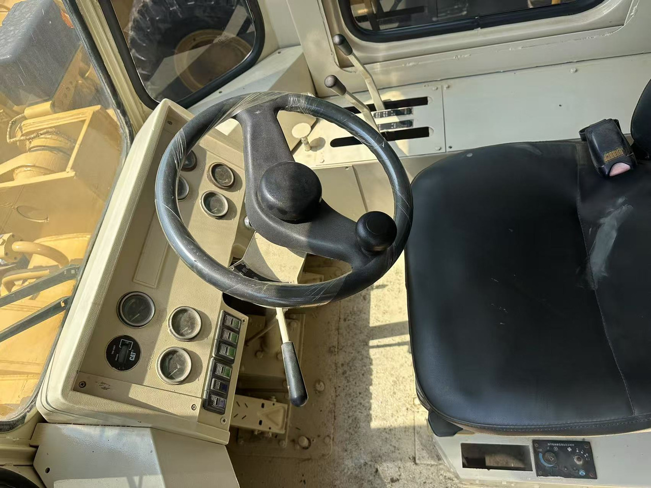 Cargadora de ruedas CATERPILLAR 966f [ Copy ] [ Copy ] [ Copy ] [ Copy ] [ Copy ] [ Copy ] [ Copy ] [ Copy ]: foto 8