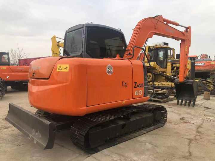 Cheap Price Hitachi ZX60 Used Excavator for Sale Used 6 Tons Hitachi Mini Excavator with Good Performance - Excavadora: foto 4 Cheap Price Hitachi ZX60 Used Excavator for Sale Used 6 Tons Hitachi Mini Excavator with Good Performance - Excavadora: foto 4