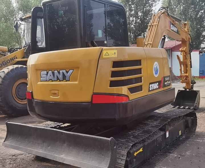 China Brand Used Sany Sy60c Mini Excavator 6ton Crawler Earth Digger Machine for Sale - Excavadora de cadenas: foto 4 China Brand Used Sany Sy60c Mini Excavator 6ton Crawler Earth Digger Machine for Sale - Excavadora de cadenas: foto 4