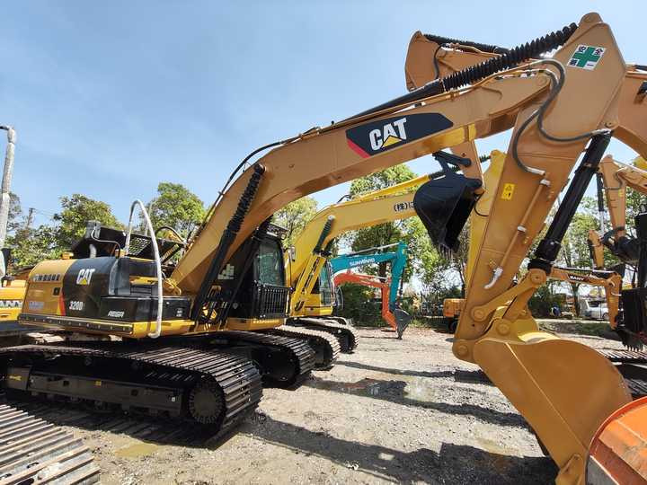 Durable Second Hand Machine Original Used Caterpillar Excavator CAT 330D2 USED 329D2 320D2 325D 315D Excavator - Excavadora de cadenas: foto 3 Durable Second Hand Machine Original Used Caterpillar Excavator CAT 330D2 USED 329D2 320D2 325D 315D Excavator - Excavadora de cadenas: foto 3