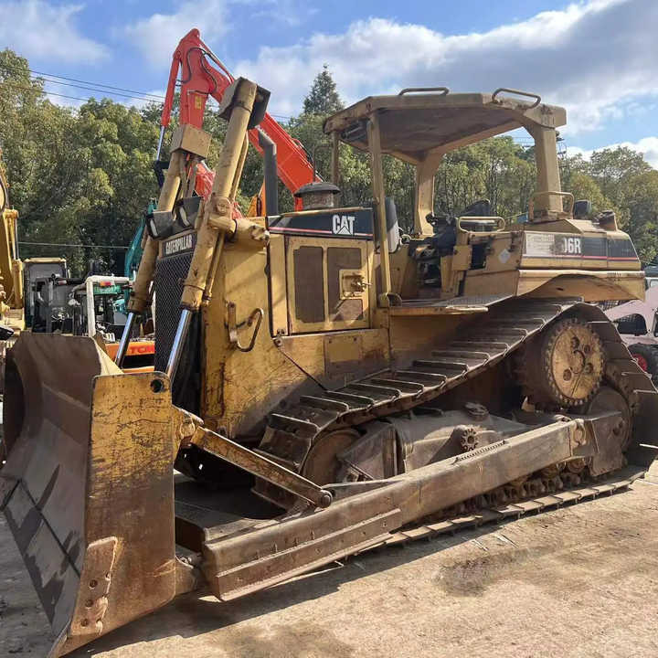 Good Condition D6R Mini Bulldozer New Crawler Bulldozer with Parts Price Bulldozers - Bulldozer: foto 4 Good Condition D6R Mini Bulldozer New Crawler Bulldozer with Parts Price Bulldozers - Bulldozer: foto 4