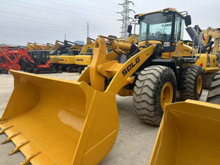 High-Performance Lingong955F Loader Strong Bucket Capacity Ready to Work SDLG - Cargadora de ruedas: foto 4 High-Performance Lingong955F Loader Strong Bucket Capacity Ready to Work SDLG - Cargadora de ruedas: foto 4
