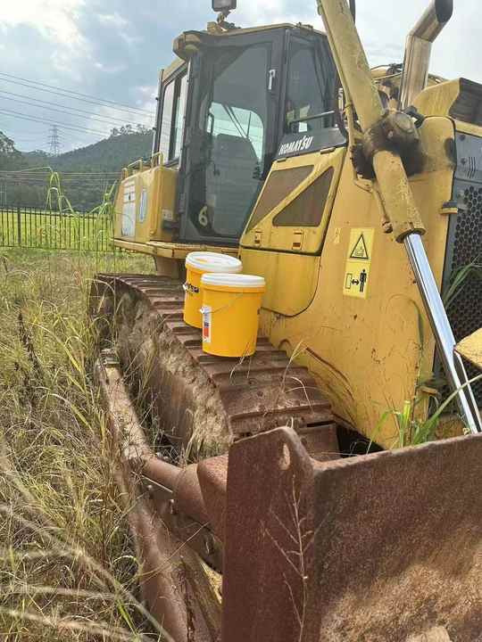 Komatsu D65 Used Bulldozer , Original Condition Painting komatsu Bulldozer , Komatsu D50p D65p D85p - Bulldozer: foto 2 Komatsu D65 Used Bulldozer , Original Condition Painting komatsu Bulldozer , Komatsu D50p D65p D85p - Bulldozer: foto 2