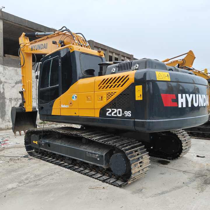 South Korea Low Price Hyundai 220lc-9s Excavator Hyundai 22ton Excavator Hot Sale - Excavadora de cadenas: foto 1 South Korea Low Price Hyundai 220lc-9s Excavator Hyundai 22ton Excavator Hot Sale - Excavadora de cadenas: foto 1