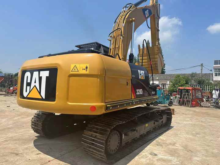 Used CAT 320D2 Excavator | Well-Maintained, Low Hours | Affordable Heavy Machinery for Construction & Mining! - Excavadora de cadenas: foto 3 Used CAT 320D2 Excavator | Well-Maintained, Low Hours | Affordable Heavy Machinery for Construction & Mining! - Excavadora de cadenas: foto 3