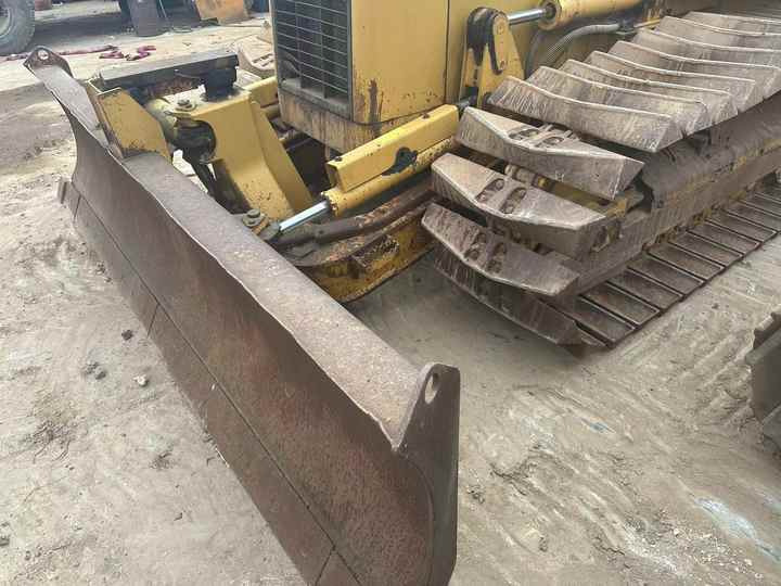 Used Caterpillar CAT D3G Land Road Motor Bulldozer CAT Used Grader Cheap Price for Sale - Bulldozer: foto 5 Used Caterpillar CAT D3G Land Road Motor Bulldozer CAT Used Grader Cheap Price for Sale - Bulldozer: foto 5