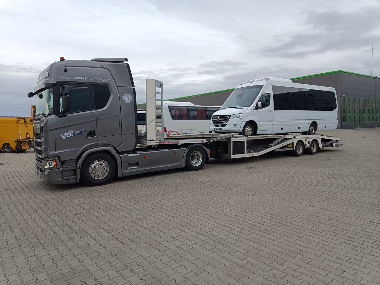 SCANIA S500 - Camión portavehículos: foto 3 SCANIA S500 - Camión portavehículos: foto 3