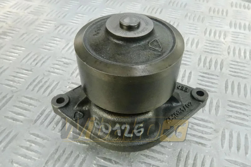 Iveco 504062854 - Bomba de agua: foto 1 Iveco 504062854 - Bomba de agua: foto 1