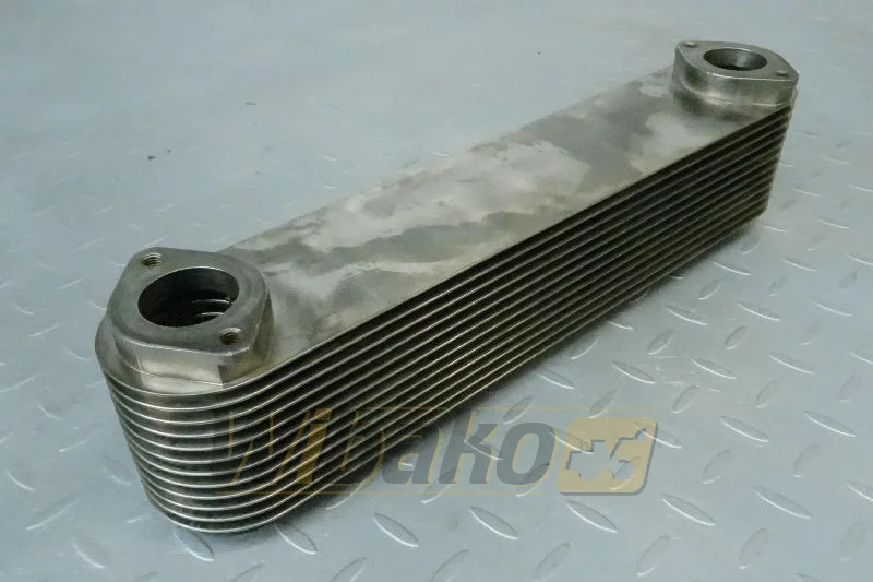 Liebherr 10325002 - Enfriador de aceite para Maquinaria de construcción: foto 1 Liebherr 10325002 - Enfriador de aceite para Maquinaria de construcción: foto 1